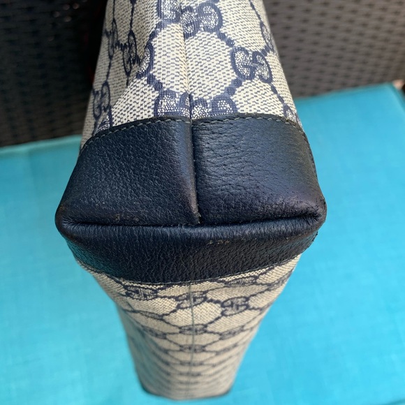 GUCCI 80s Tote - Picture 9 of 12